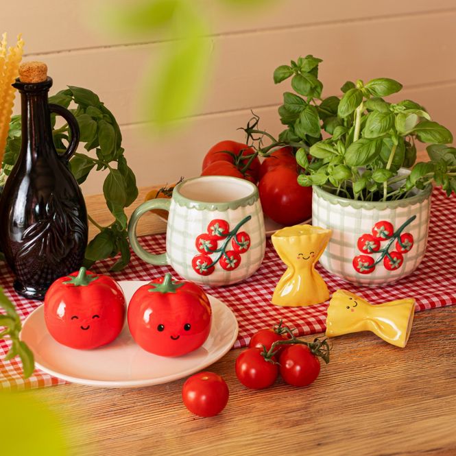 Hovedbilde SALT- OG PEPPERBØSSER – Tomater – Sass & Belle