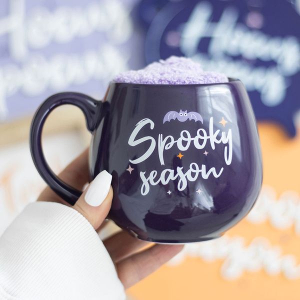 Hovedbilde KOPP MED SOKKER – Spooky Season – Something ...