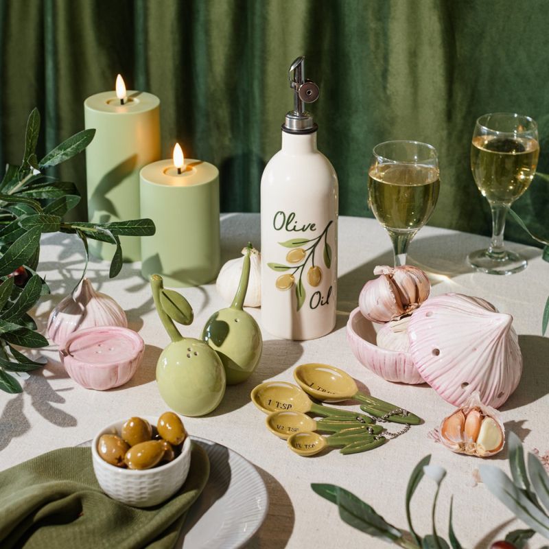 SALT- OG PEPPERBØSSER – Oliven – Sass & Belle