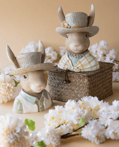 Hovedbilde PÅSKEPYNT – Fru Kanin med Hatt – Alot