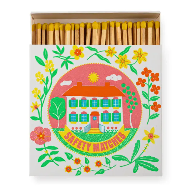 Hovedbilde FYRSTIKKER – Home by Ariane Butto – Archivist