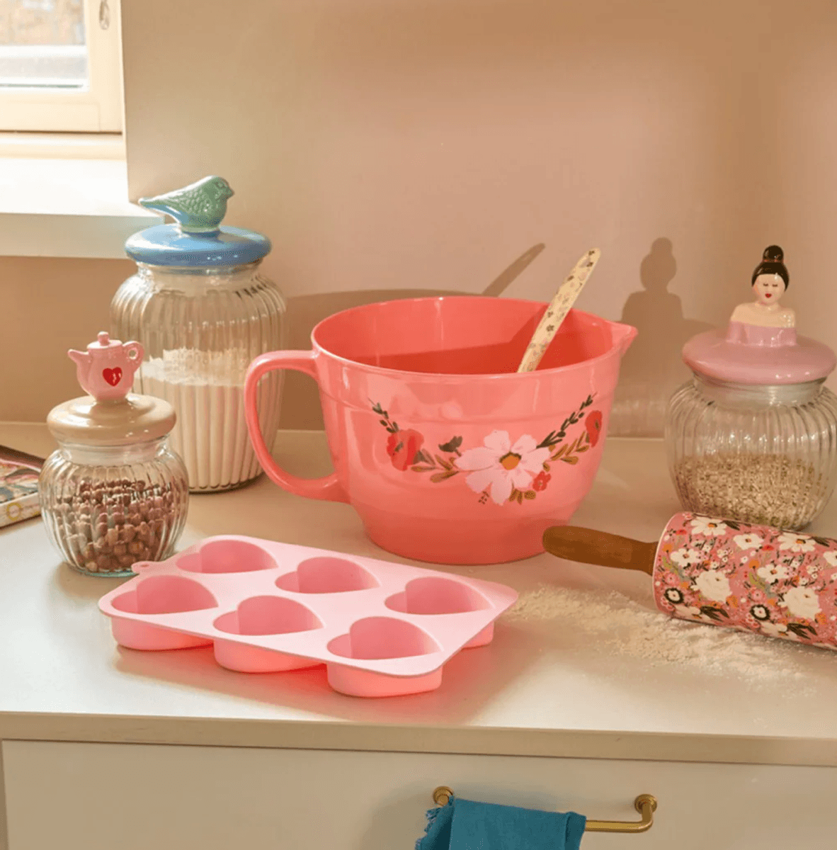 KRUKKE – Liten med tekanne og beige lokk – Rice