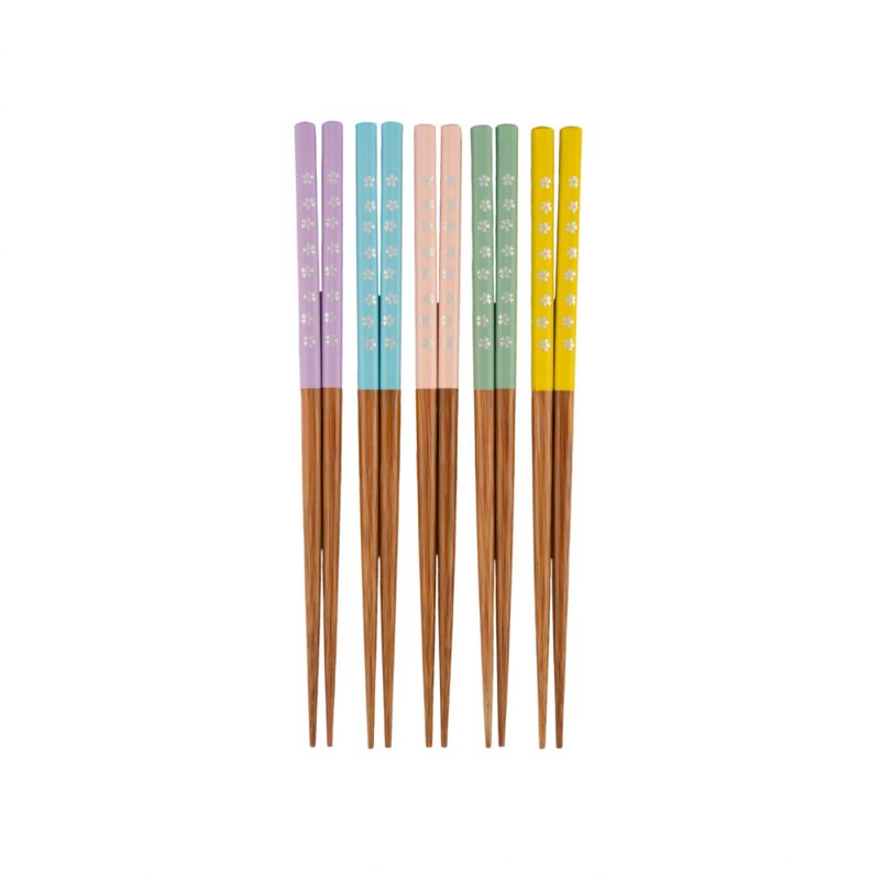 SETT MED 5 PAR SPISEPINNER – Bambus – Pastell kirsebærblomst – Sass & Belle