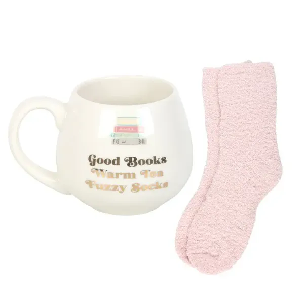 Hovedbilde KOPP MED SOKKER – Good Books Warm Tea Fuzzy Socks ...