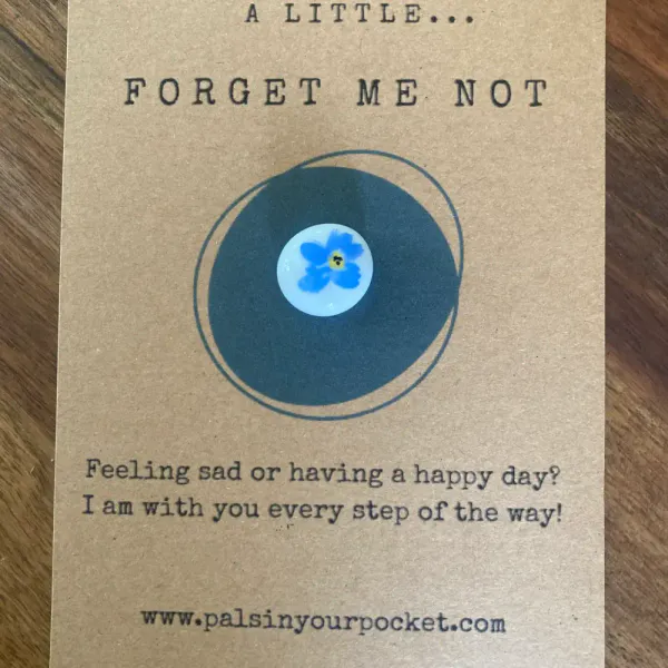 Hovedbilde LOMMEVENN – A Little Forget Me Not – Pals in ...