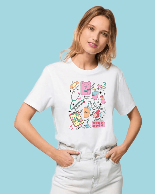 Hovedbilde T-SKJORTE – Nurse Life – Festligetrykk